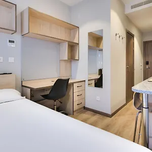 Albergue Livensa Living Feria, Málaga